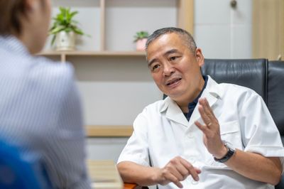 PGS Nguyễn Lân Hiếu nói về màn hô tên gây sốt của bác sĩ nội trú