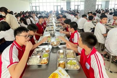 Trách nhiệm không của riêng ai