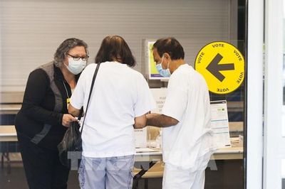 Canada đối mặt nguy cơ khủng hoảng nhân lực chăm sóc sức khỏe do dân số già hóa