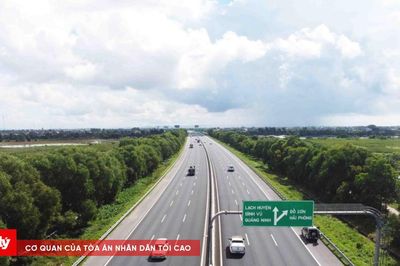 Xe tải, xe khách giường nằm không được đi làn trong trên hai cao tốc lớn