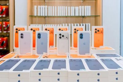 Apple tăng sản lượng IPhone 17