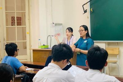 Giáo viên dạy thêm giờ được hưởng lương gấp 1,5 lần so với tiết dạy thông thường