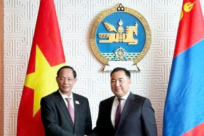 Phó Chủ tịch Quốc hội, Thượng tướng Trần Quang Phương hội đàm với Phó Chủ tịch Quốc hội Mông Cổ