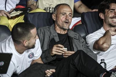 PSG lập kỷ lục thắng Barca ở Cúp C1, Enrique phấn khởi lên tiếng