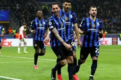 Inter Milan thắng đậm trên sân nhà