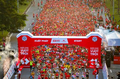 Giải Marathon Techcombank và câu chuyện 'Vươn tầm Doanh nghiệp Việt'