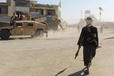 Afghanistan và Pakistan ngừng bắn sau giao tranh biên giới khiến hàng chục người thiệt mạng