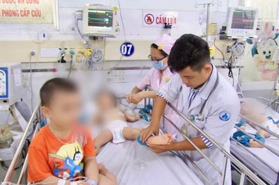 Phòng ngừa hiệu quả bệnh tay chân miệng mùa cao điểm
