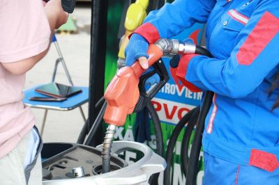 Ngày 23/10: Giá xăng dầu trong nước chiều nay được dự báo có thể giảm mạnh