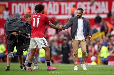 Zirkzee đòi chia tay Man United