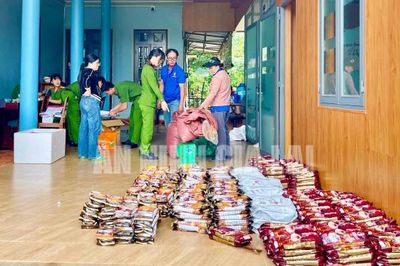Tạm giữ hình sự 1 Giám đốc Công ty nghi sản xuất cà phê giả