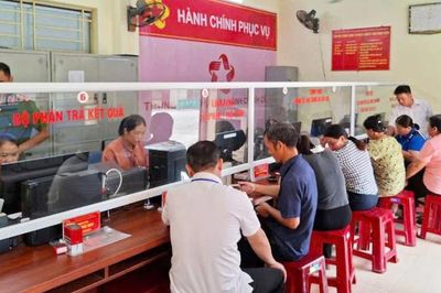 Cải cách hành chính và chuyển đổi số tạo động lực đổi mới ở xã Vinh Quý