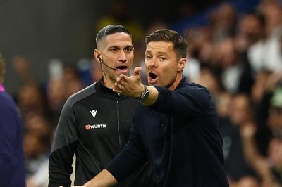 Alonso 'đụng chạm quyền lực' ở Real Madrid