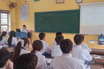 Tăng khả năng tiếp cận tài nguyên học tập, giảm nghèo thông tin trong giáo dục