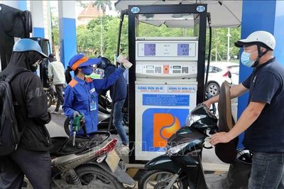 Giá xăng, dầu đồng loạt tăng trong phiên điều hành chiều 30/10