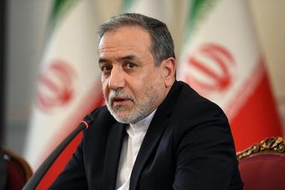 Iran đưa ra tuyên bố cứng rắn về uranium và tên lửa bất chấp mọi áp lực từ Mỹ
