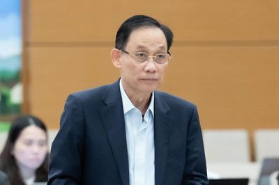 Chính phủ đề xuất cán bộ làm đối ngoại được hỗ trợ 100% mức lương hệ số