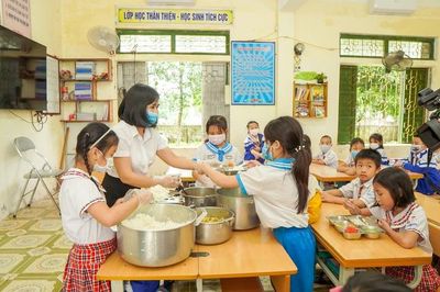 Bài học cho Việt Nam từ dinh dưỡng học đường Nhật Bản