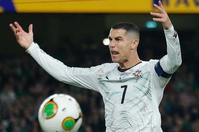 Cristiano Ronaldo bị 'cho về nước' trước trận cầu quyết định của tuyển Bồ Đào Nha ở vòng loại World Cup