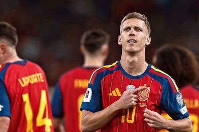 Tây Ban Nha lấy vé World Cup 2026: Khi vẻ đẹp bị lỗi