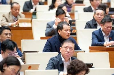 Ngày 20/11, đại biểu Quốc hội thảo luận về chế độ ưu đãi cho giáo viên