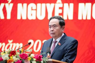 Hoàn thiện thể chế đáp ứng yêu cầu phát triển đất nước trong kỷ nguyên vươn mình