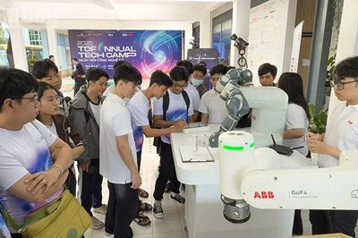 Vĩnh Long sôi nổi Ngày hội công nghệ số 2025