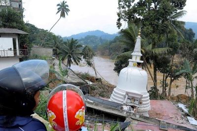 Sri Lanka vật lộn sau cơn bão khiến hàng trăm người thiệt mạng