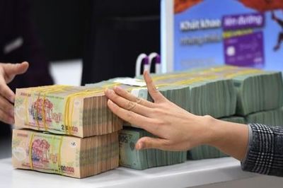 Ngân hàng 'bạo tay' xây bộ đệm dự phòng rủi ro