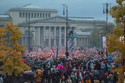 Biểu tình bùng phát ở thủ đô Budapest, đòi thủ tướng từ chức