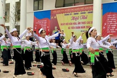 Hướng tới giảm nghèo đa chiều, bao trùm, bền vững