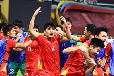 Ngược dòng hạ Thái Lan, U22 Việt Nam tạo kỳ tích trên sân Rajamangala