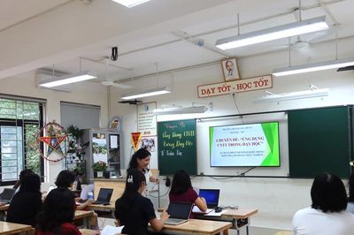 Chuyển đổi số trong giáo dục: Hành trình kiến tạo tương lai học đường