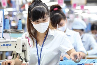 Những chính sách mới về tiền lương, thuế với người lao động có hiệu lực từ năm 2026