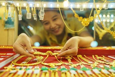 Không thanh toán mua, bán vàng qua tài khoản có thể bị phạt tới 20 triệu đồng