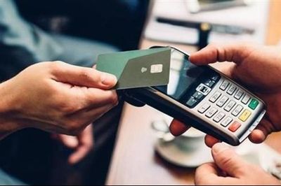 Tài khoản sử dụng hộ chiếu làm giấy tờ tùy thân bị 'đóng băng' từ 1/1