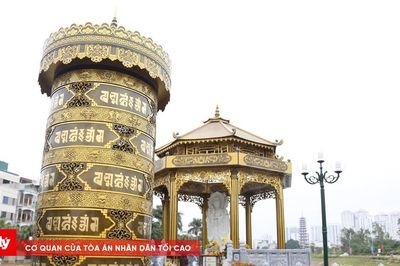 Cận cảnh đập dâng trên sông Tô Lịch
