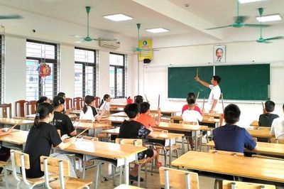 Bổ sung trường hợp được hưởng phụ cấp trách nhiệm công việc với nhà giáo