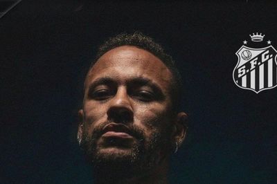 Neymar chính thức gia hạn với Santos đến 2026: Ván bài cuối cho giấc mơ World Cup