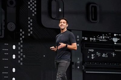 Người có thể trở thành CEO mới của Apple là ai?