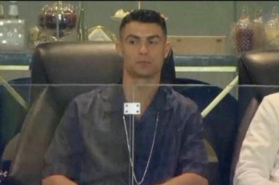 Phản ứng của Ronaldo khi chứng kiến Real thua Barcelona