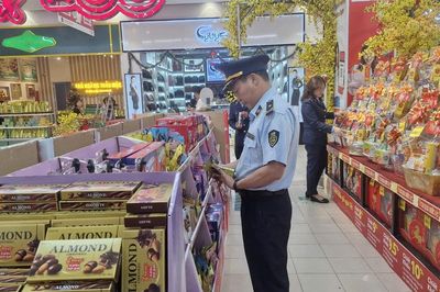 Giữ 'sạch' thị trường dịp tết để người dân yên tâm mua sắm