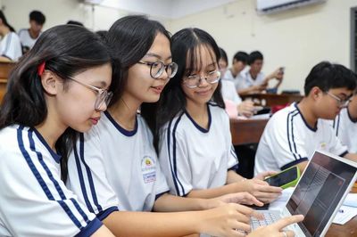 Phát huy học liệu số