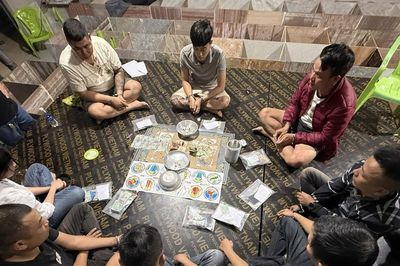 Bắt ổ cờ bạc 'bầu cua' lớn tại Đà Nẵng