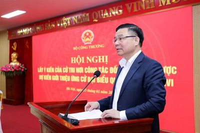 Giới thiệu Quyền Bộ trưởng Bộ Công Thương Lê Mạnh Hùng ứng cử đại biểu Quốc hội khóa XVI