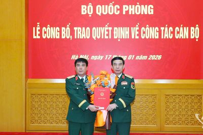 Thăng quân hàm Thiếu tướng đối với Phó Tham mưu trưởng Quân khu 1