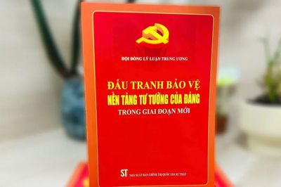 Xuất bản sách chuyên luận bảo vệ nền tảng tư tưởng của Đảng trong giai đoạn mới
