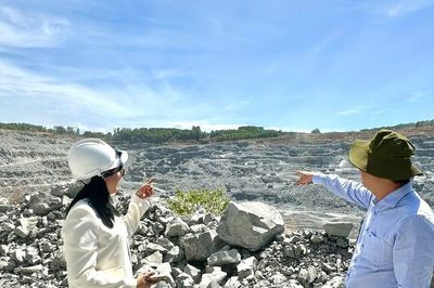 Ban Kinh tế - Ngân sách HĐND TPHCM khảo sát tình hình khai thác vật liệu xây dựng