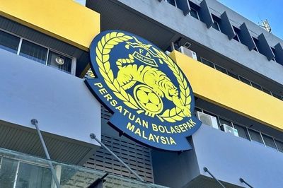 Lãnh đạo bóng đá Malaysia rủ nhau từ chức tập thể