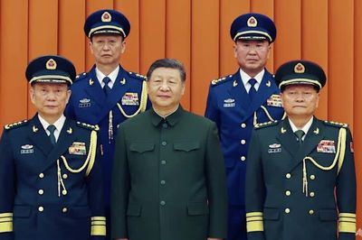 Trung Quốc diệt hàng loạt 'hổ lớn' trong Quân ủy Trung ương